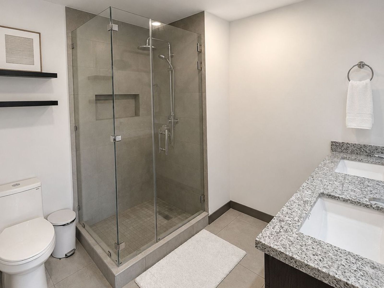 DAA857-6 APARTAMENTO EN PUERTA DEL ALMA lll, ANTIGUO CUSCATLAN, LA LIBERTAD